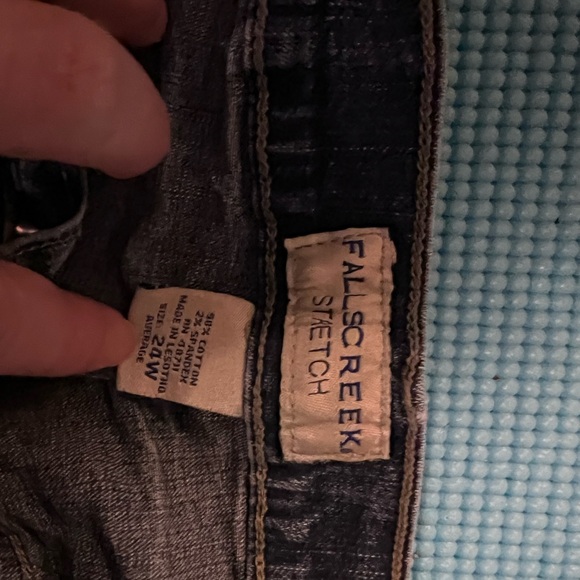 Falls Creek stretch Blue Jeans - Picture 2 of 4